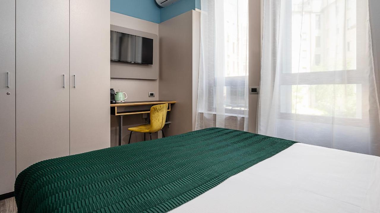 Italianway - Napo Torriani 22 D * Mailand
